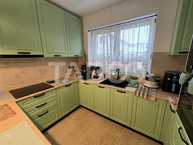 Casa individuala de vanzare teren 852 mp 5 camere 2 bai Selimbar Sibiu - 17