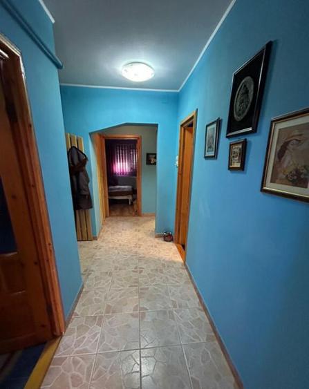 - Apartament 3 camere decomandat, zona Calarasilor. - 4