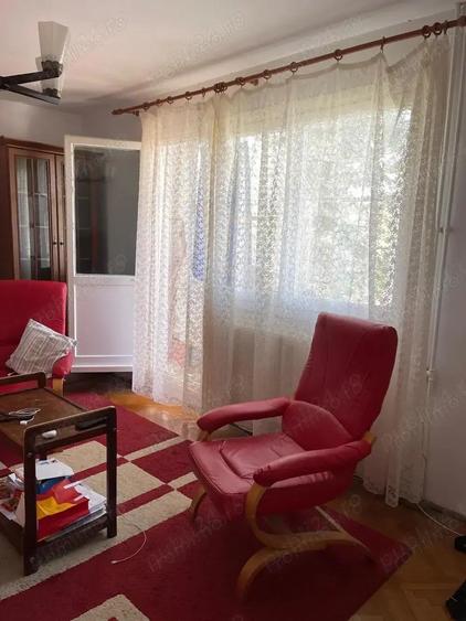 4 cam dec 2 bai centrala proprie etaj intermediar zona Dacia - 1