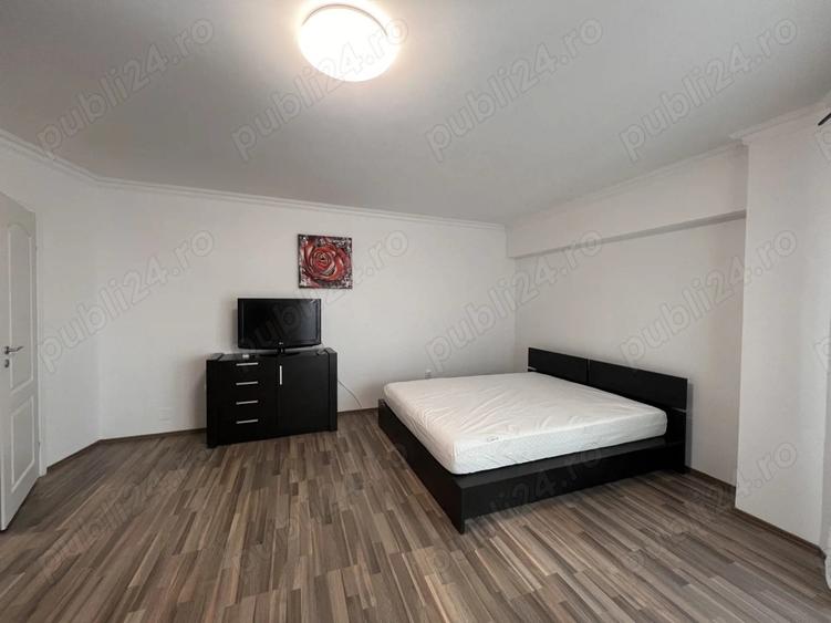 Inchiriez garsoniera cf 1 decomandata Parc Sebastian - 2