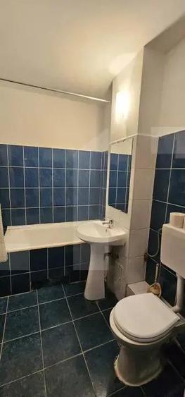 Apartament cu 3 camere, parter -Sf.Gheorghe - 10