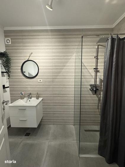 Casa insiruita - 4 camere + pod, curte 56 mp- Bragadiru, Str. Topaz - 11