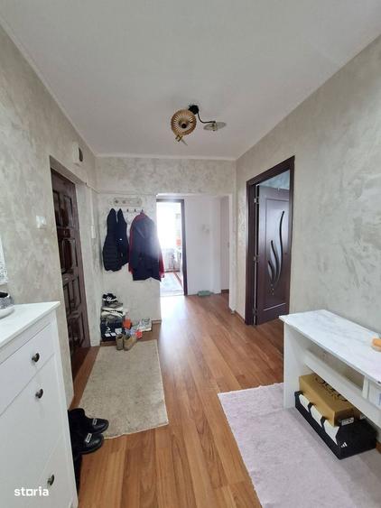 De vanzare apartament cu 2 camere decomadat,etajul 1,mobilat ?i utilat - 6