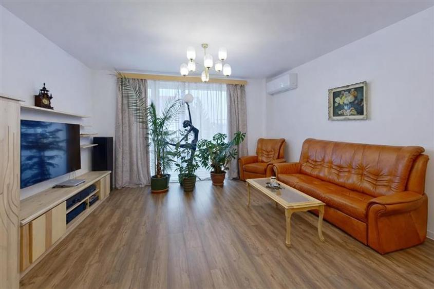 Rezidenta cu vibe de vacanta, mobilata, accesorizata cu terasa, boxa si parcare - 1