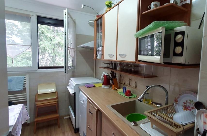 Apartament 3 camere etaj 2, Titan 1 Decembrie 1918 zona metrou Costin Georgian - 5
