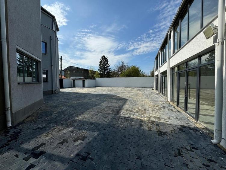 Cladire de birouri / Sediu Administrativ + Depozit, zona Sisesti, Sector 1 - 6