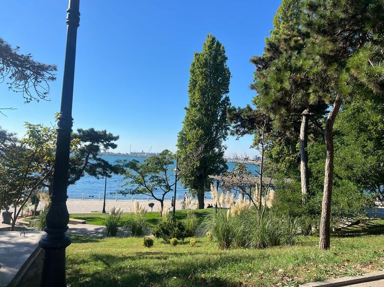 spatiu birouri 110 mp, Poarta 1, Cazino - 26