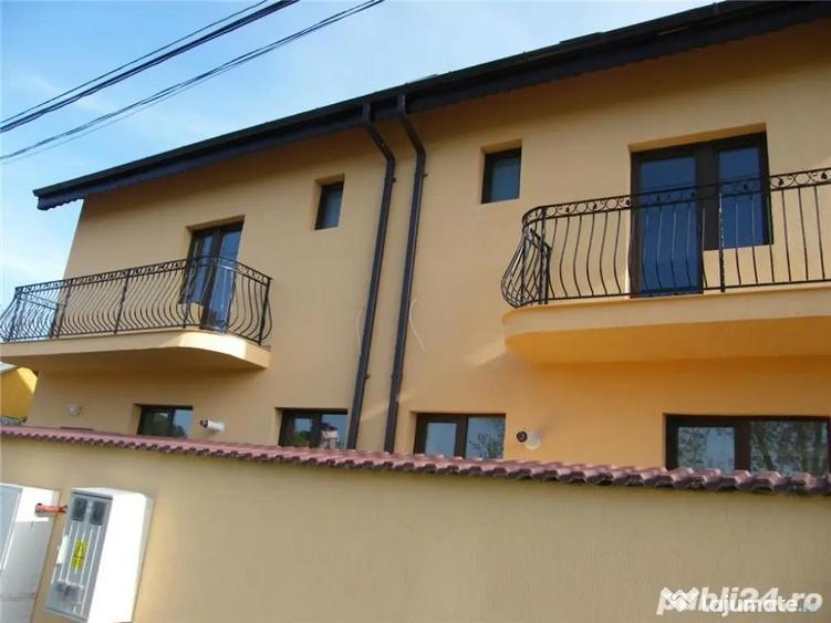 Otopeni, proprietar, vine doua vile in duplex - 1