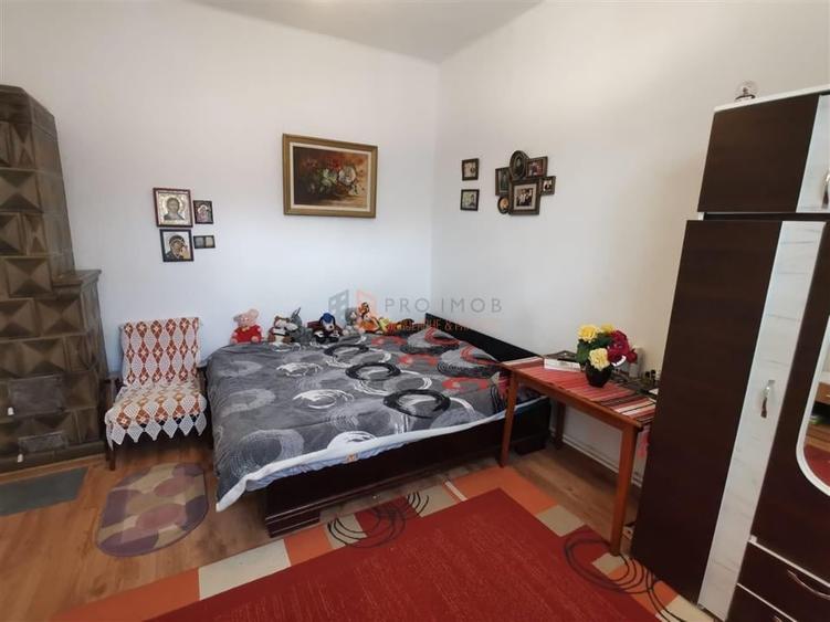 Casa tip parter zona Izvorul Dulce com. Merei - 13