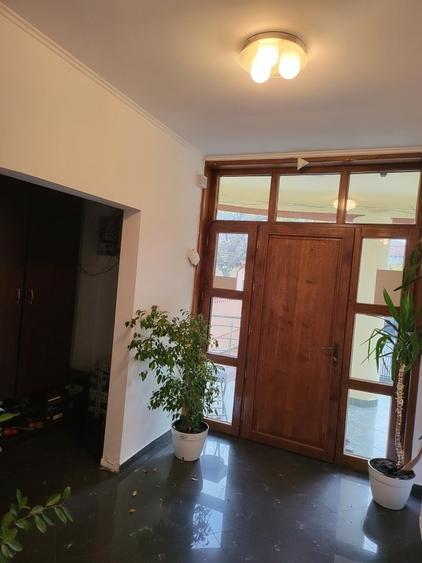 VAND   -      SCHIMB   VILA IN CENTRUL CRAIOVEI - 13