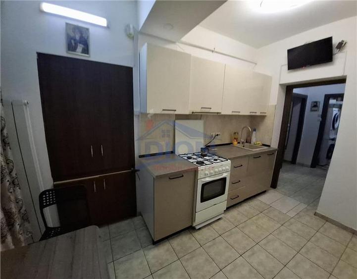 Apartament cu 2 camere decomandat, mobilat în Baba Novac