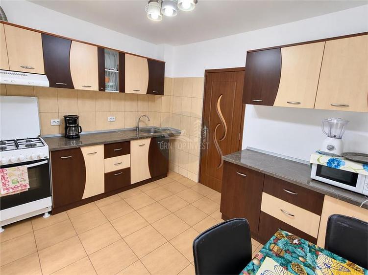 Apartament cu 2 camere decomandat în Hipodrom 3