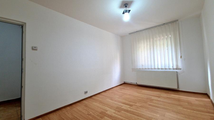 APARTAMENT 2 CAMERE  DECOMANDAT - RACADAU - 3