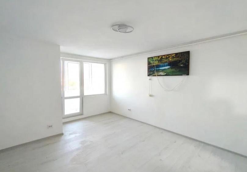 Garsoniera decomandat - zona Noua - 3