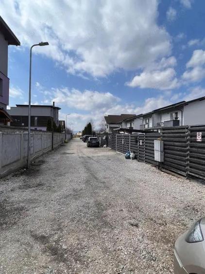 Teren zona superba Brasov 656 mp certificat urbanism, si proiect vila tip duplex - 1