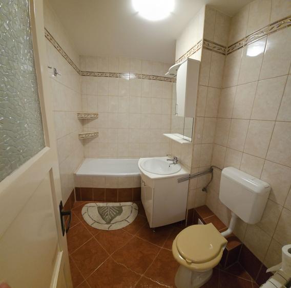 Inchiriere apartament 3 camere MVII - 8