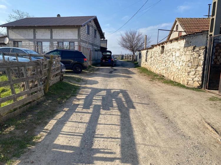 Teren intravilan 5500 mp Ovidiu - dubla deschidere - utilitati - 2