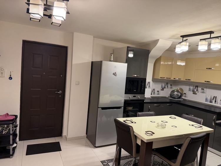 Inchiriezi apartament in medias - 2