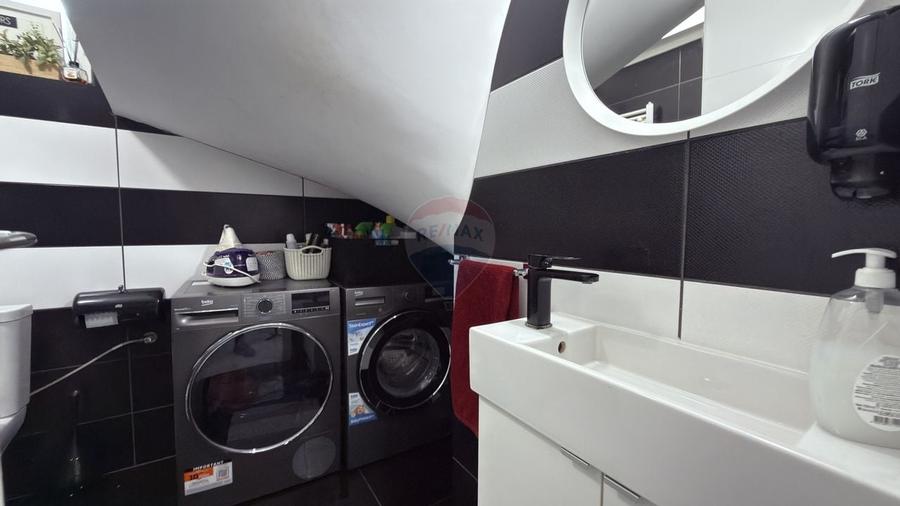 Vila 4 camere | Teren 251 mp | 2 parcari | 10 min Metrou - 52