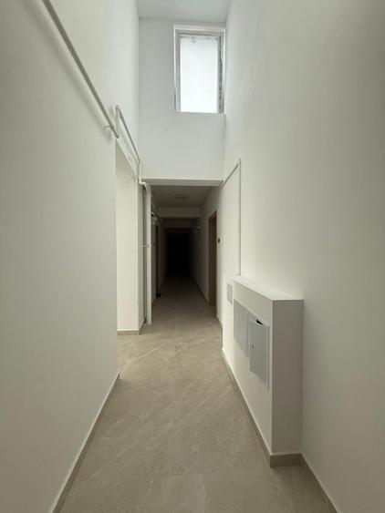 Apartament cu 3 camere - 2 bai { Soseaua Leordeni } - 18