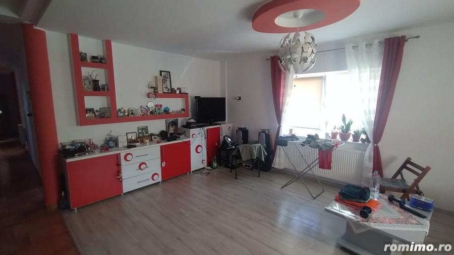 Casa Km 4-5 doua familii - 9