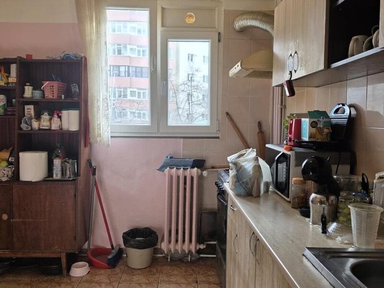 Dristor- Camil Ressu vav metrou - 1