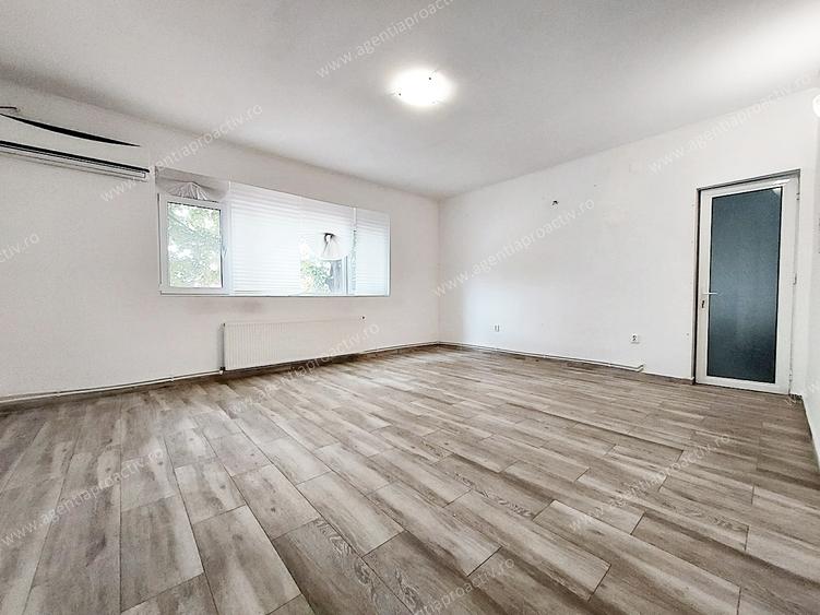 Pentru afacerea ta! Spatiu comercial suprafata totala 135 mp ! Zona centrala ! - 1