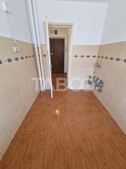 De vanzare apartament 2 camere Obor balcon mare proximitate excelenta - 8