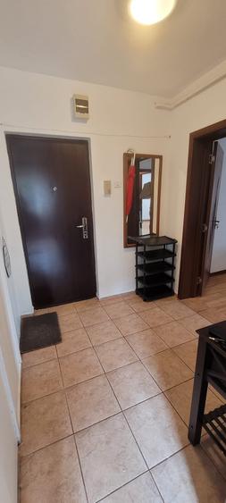 Inchiriez apartament cu 2 camere, Racadau, Str. Maciesului - 5