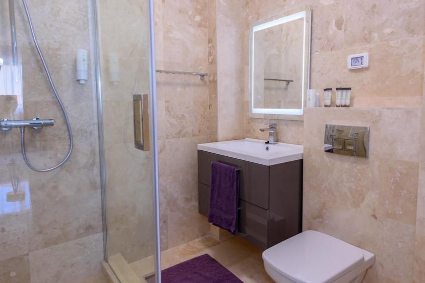 Mamaia - 2 camere - Prima linie - Parcare - 11