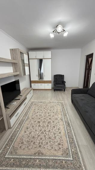 Garsoniera recent renovata calea Rahova - 1