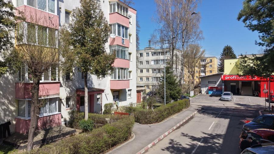 2 camere, 40,5 mp + balcon, mobilat-utilat,  Săcele – Electroprecizia - 1