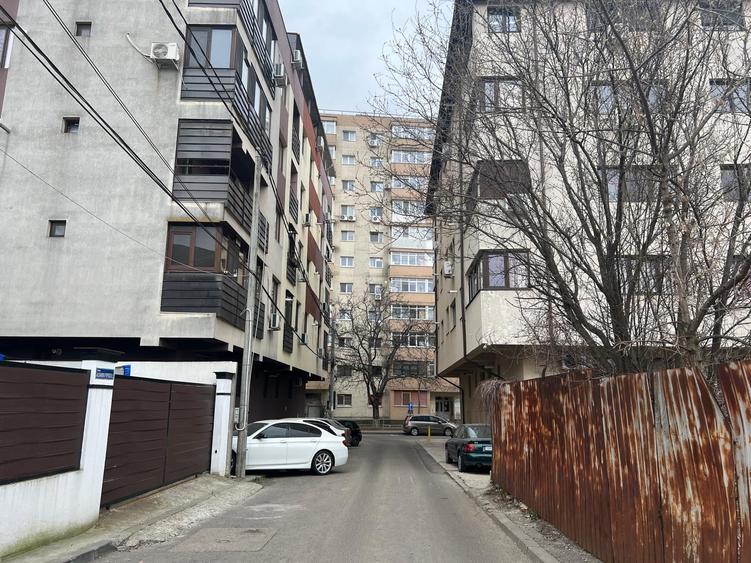 Parcul Teilor, strada Lt. Alexandru Popescu, teren intravilan 1462 mp - 4