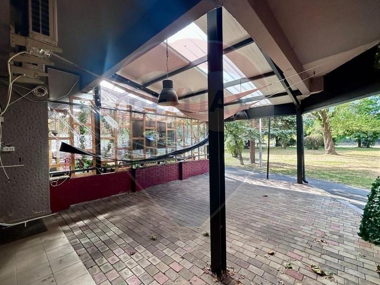 Spatiu comercial generos -de inchiriat – zona in continua dezvoltare - 3