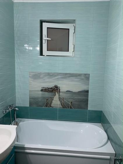 Apartament cu 2 camere semidecomandat în Bârzești