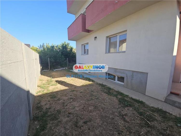 Apartament cu 3 camere semidecomandat în Sud-Vest