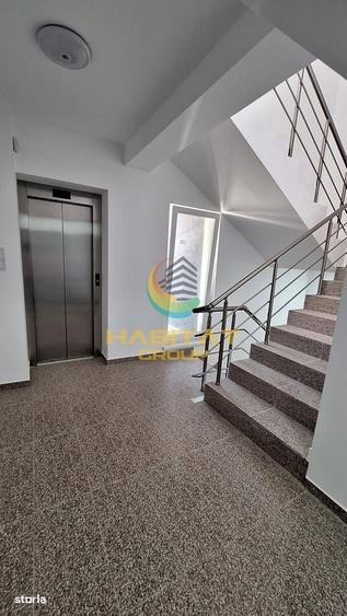 Apartament cu 4 camere semidecomandat în Central