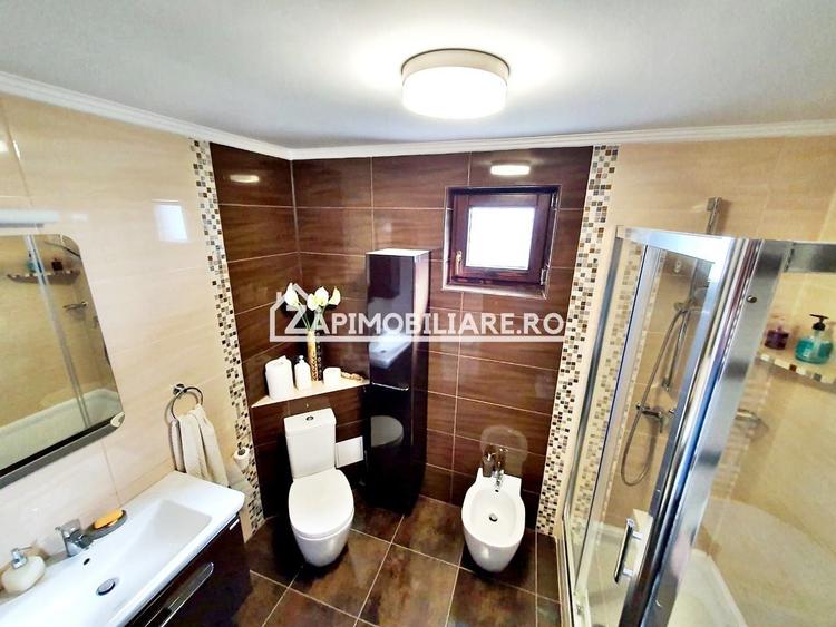 Casă individuală cu 5 camere cu Canalizare în Sângeorgiu de Mureș