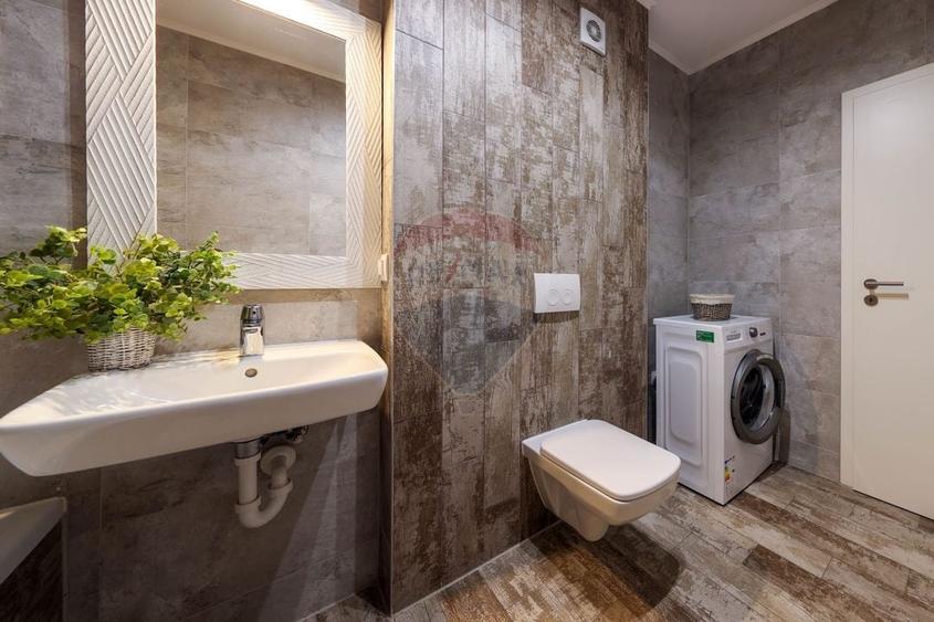 Apartament cu 2 camere decomandat, mobilat în Tractorul