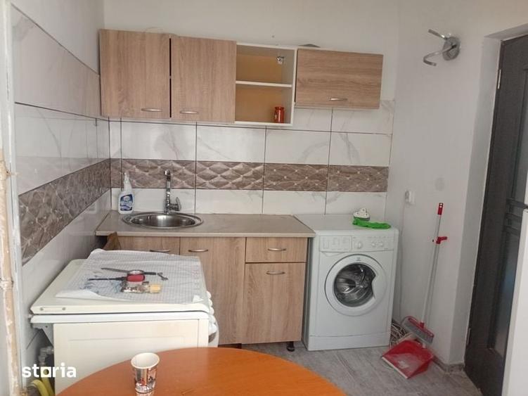 Garsonieră în Micro 9