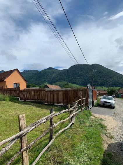 Teren de 2200 mp, în Central