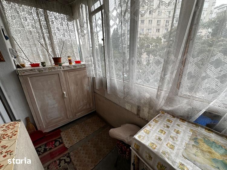 Apartament cu 3 camere decomandat în Militari