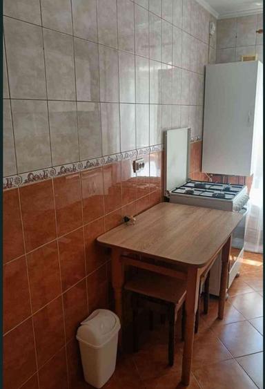 Apartament cu 2 camere semidecomandat în Metalurgie