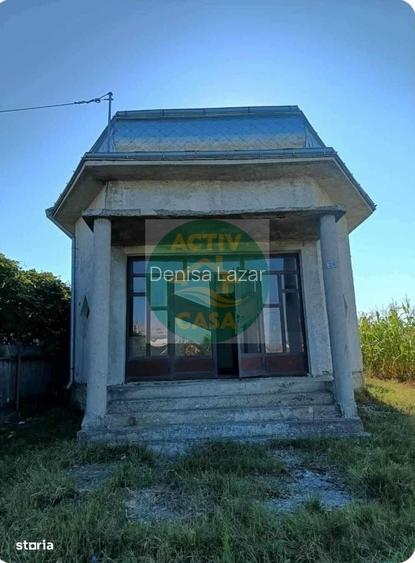 Casă cu 4 camere în Adjudeni