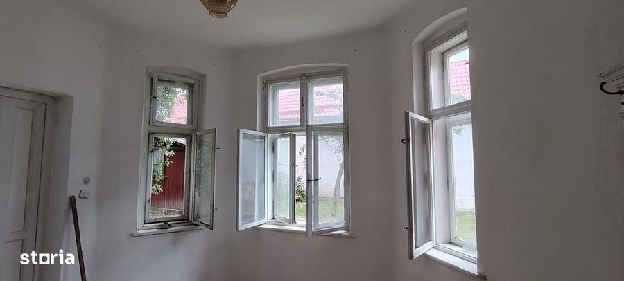 Apartament cu 4 camere în Central