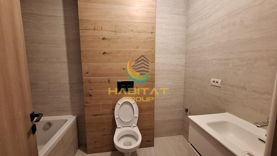Apartament cu 3 camere semidecomandat în Berceni