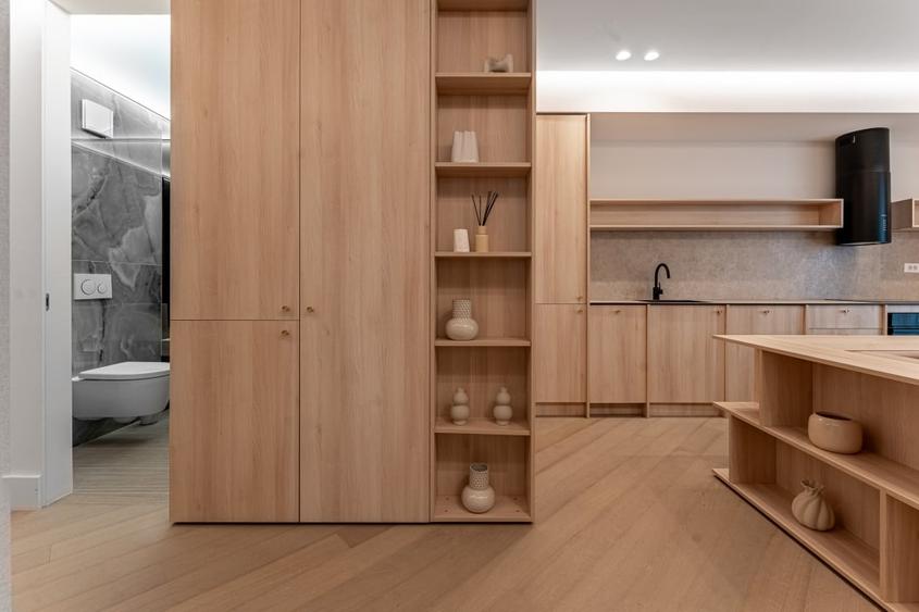 Apartament cu 3 camere decomandat, mobilat în Voluntari