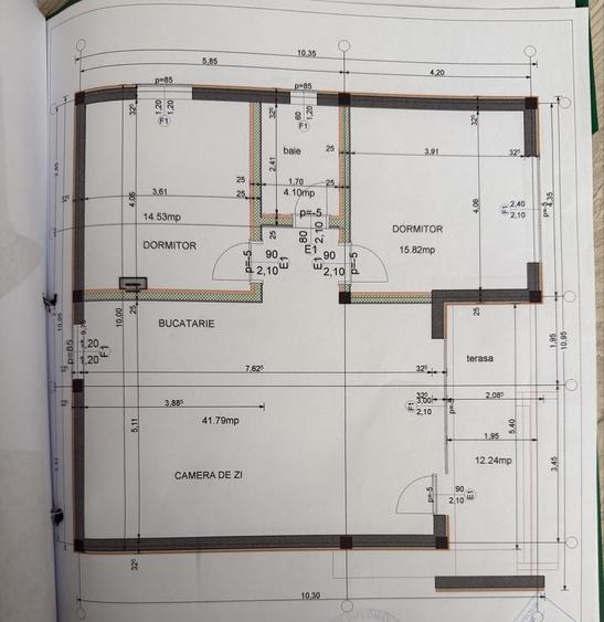 Casă cu 3 camere în Central