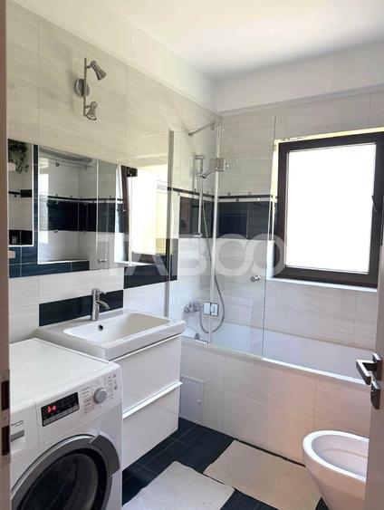 Apartament cu 3 camere semidecomandat, mobilat în Andrei Mureșanu