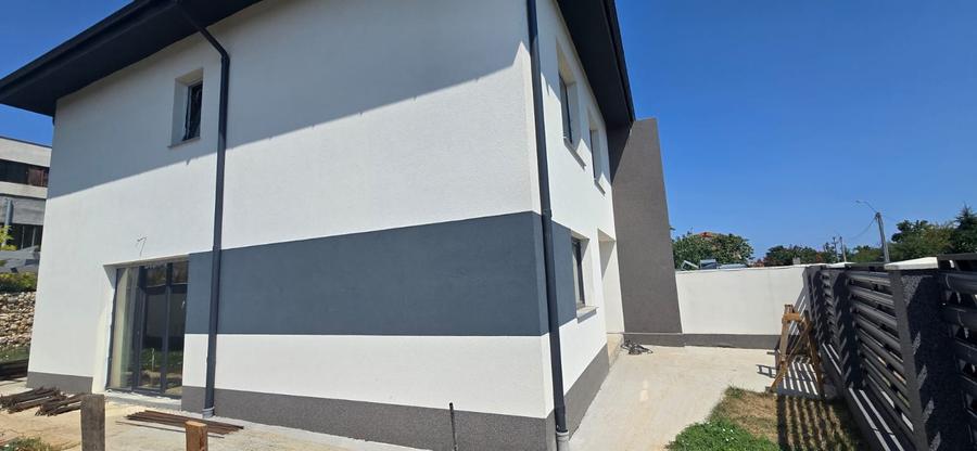 Agigea-Primarie, vila P+1, SD 125 mp, 4 camere, teren in proprietate de 260 mp - 11